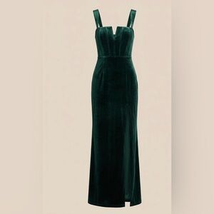 Lulu's Emerald Green Velvet Maxi Dress with Notched Sweetheart Neckline
